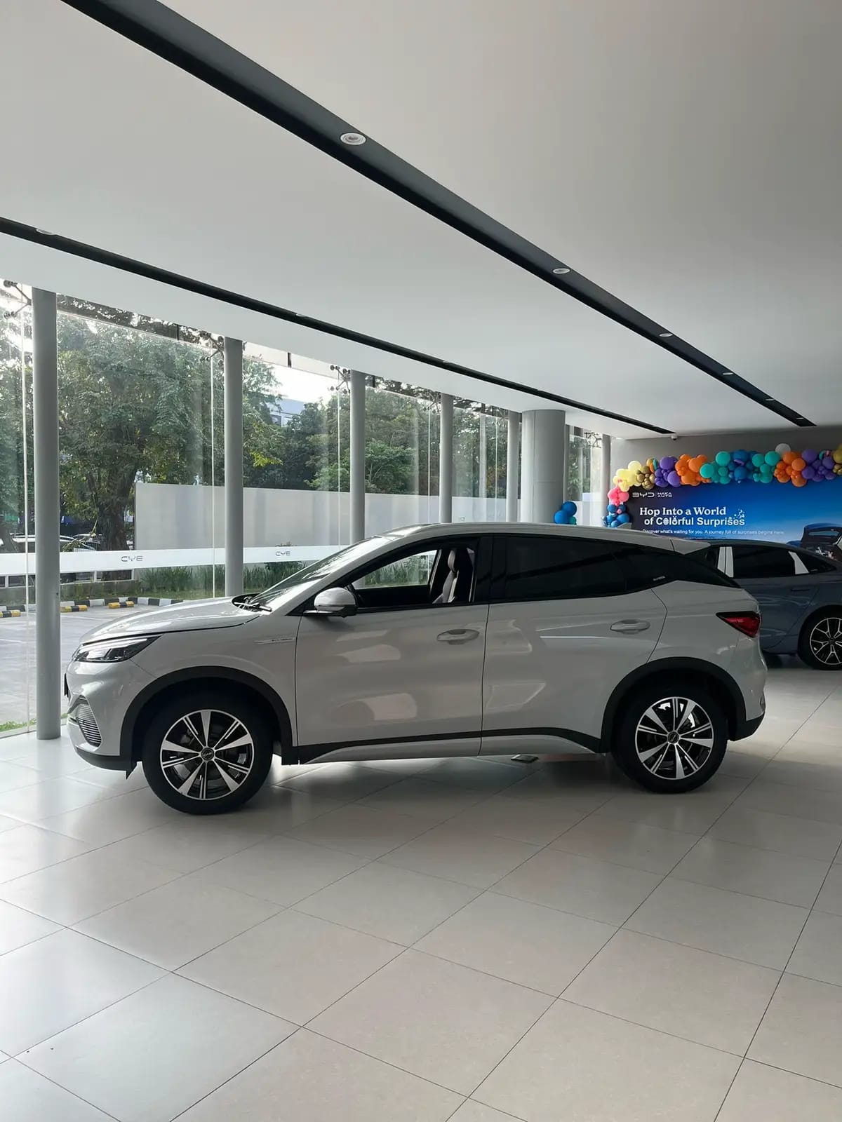 Eksterior samping BYD ATTO 3 Advanced Plus 2026 Indonesia
